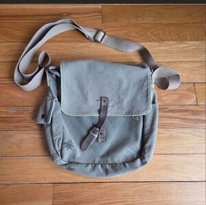 Y2K GAP Khaki Messenger Bag with Brown Details